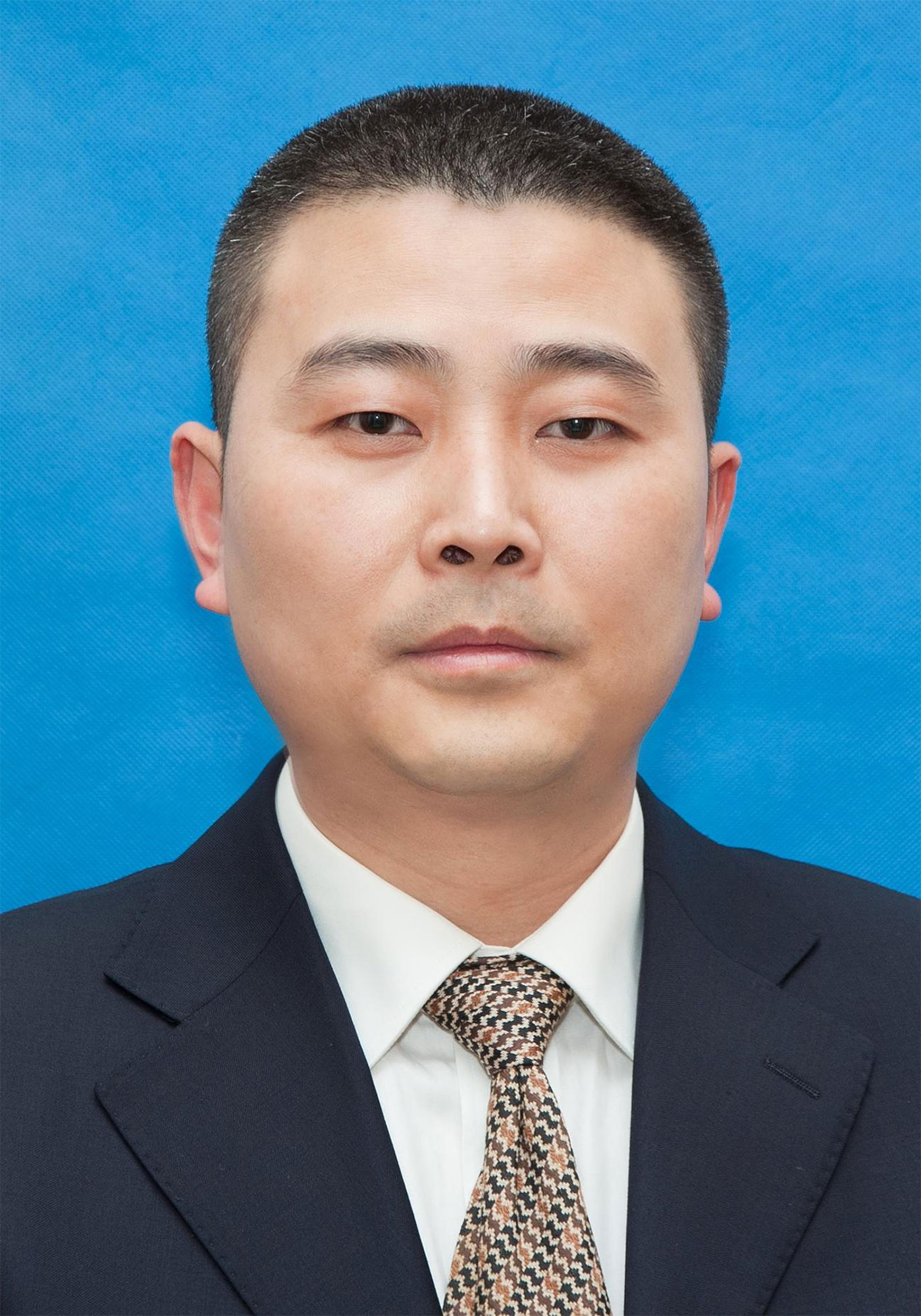 房弢
