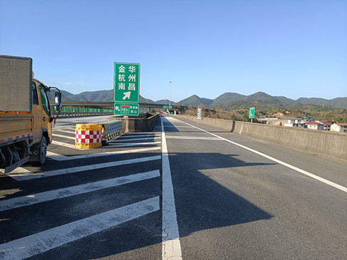 aee6726ee0590a5f08ec7264574f6cc2.jpg