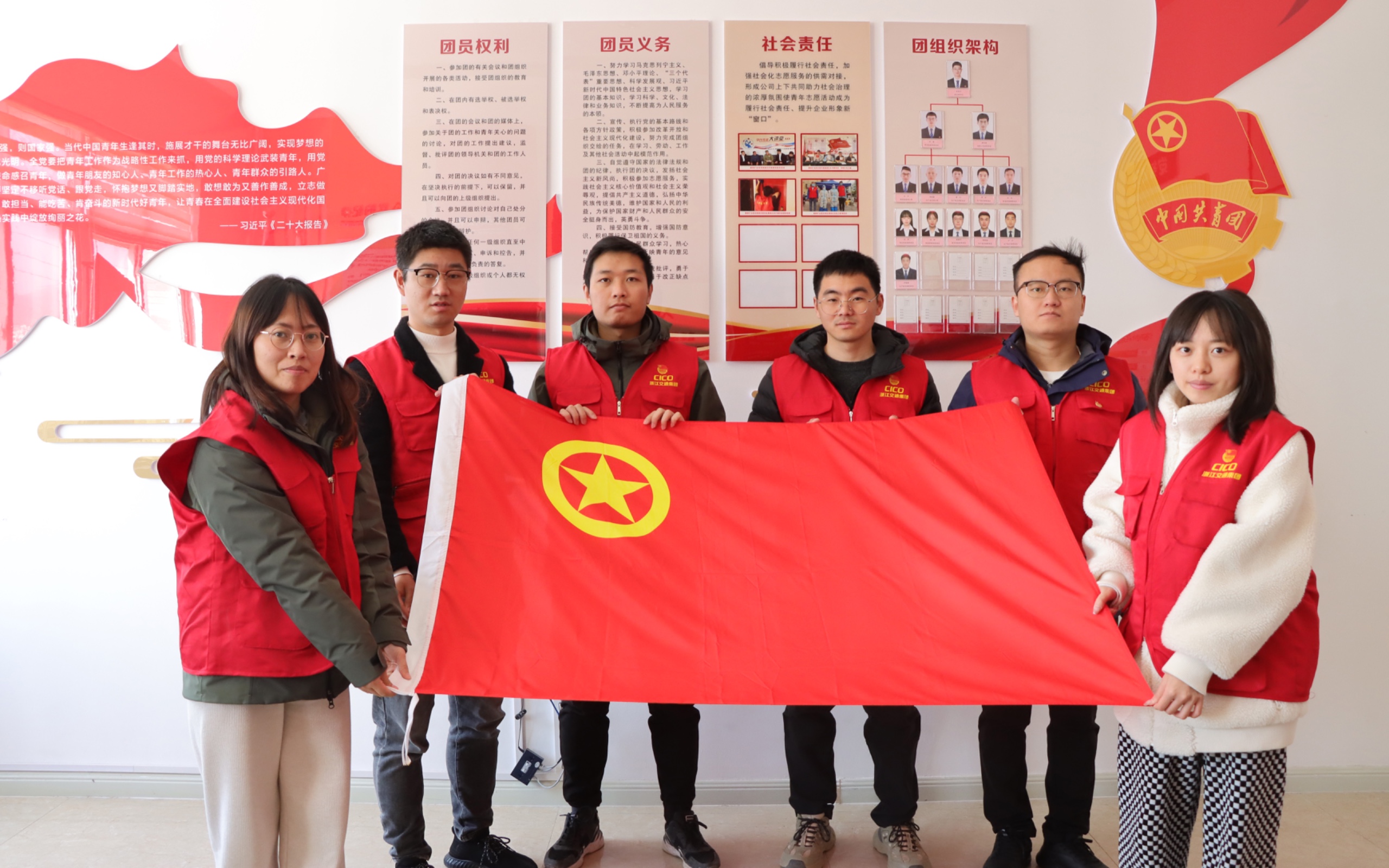 秦新.jpg