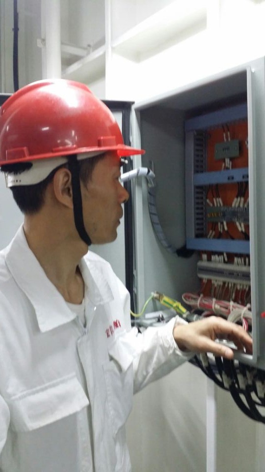 鄭金根主管演示故障部位.jpg
