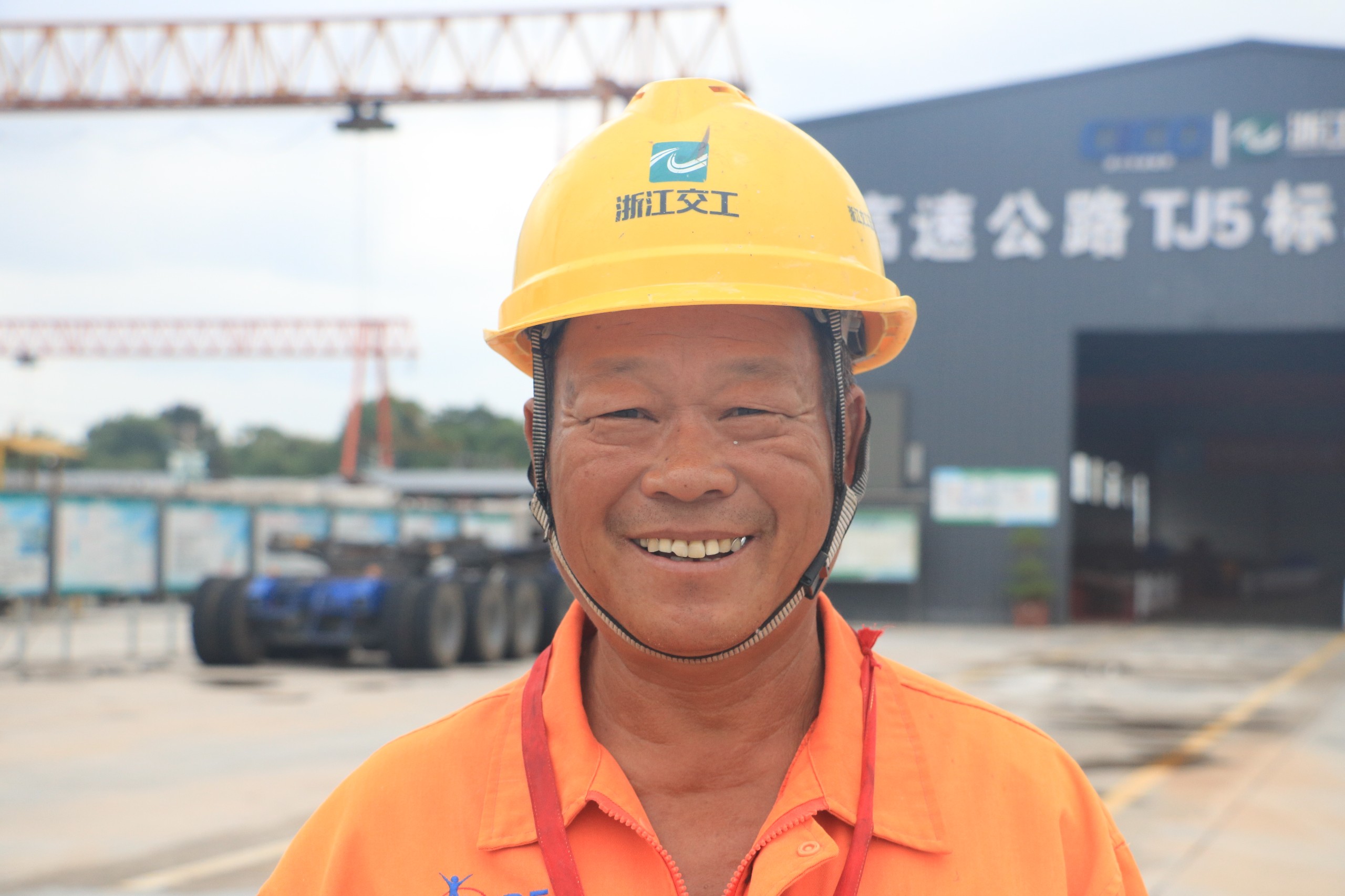 92b131fbd7359921a3f1e07202e372e1.jpg 林利華.jpg