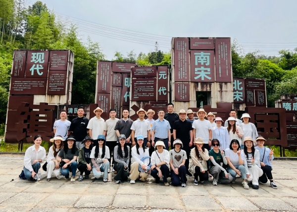春游合照(1)222222.jpg