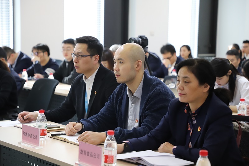 聯合兄弟單位，組織聯合宣講活動，深入學習貫徹習近平總書記考察浙江重要講話精神、黨的十九屆四中全會精神。.JPG